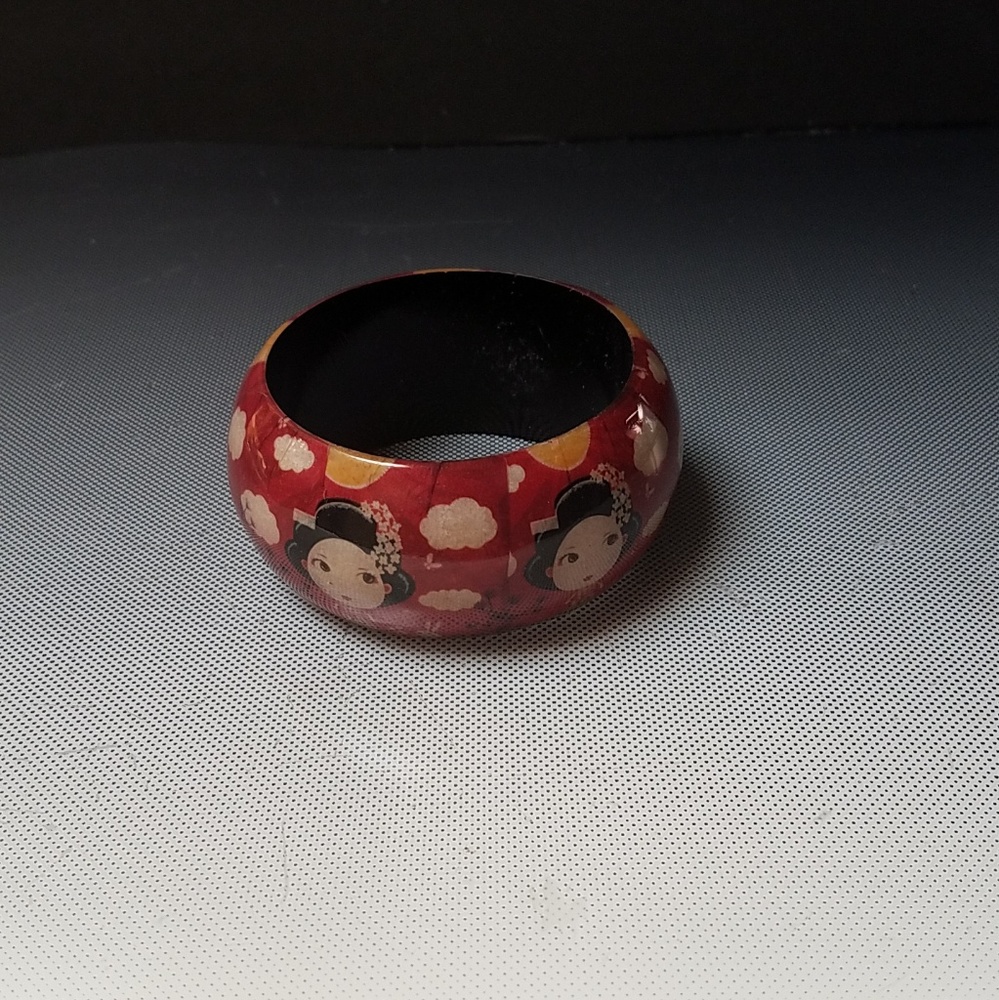 geisha girl red paper mache bangle bracelet
